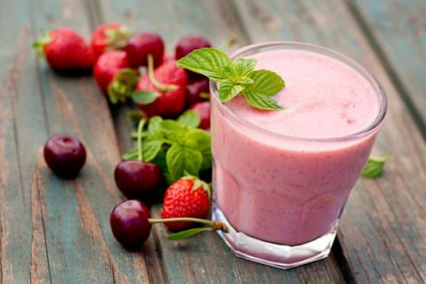 How to Make a Refreshing Fruit Smoothie